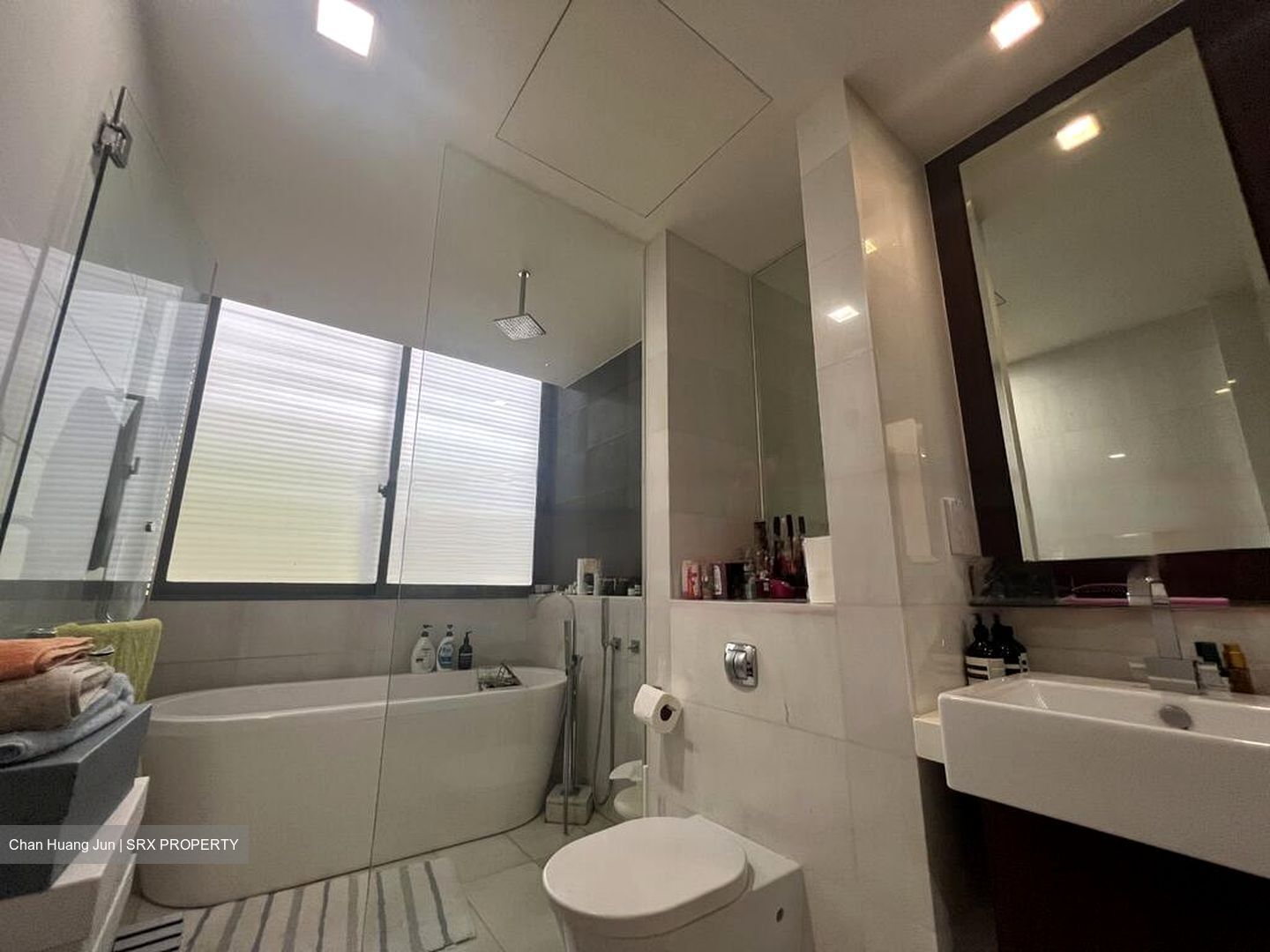 Hillcrest Villa (D11), Terrace #484735751